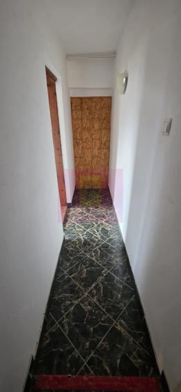 Casă cu 5 camere cu Teren 251 Mp în Zamora