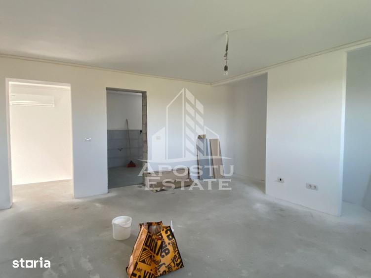 Casă cu 4 camere cu Teren 400 Mp în Săcălaz