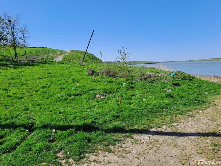 Teren de 1000 mp, în Sultana