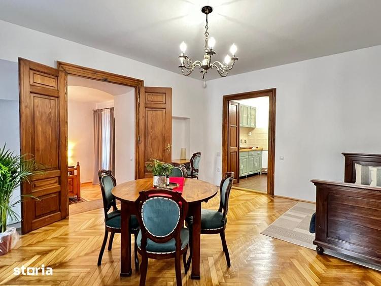 Apartament cu 4 camere în Centrul Istoric