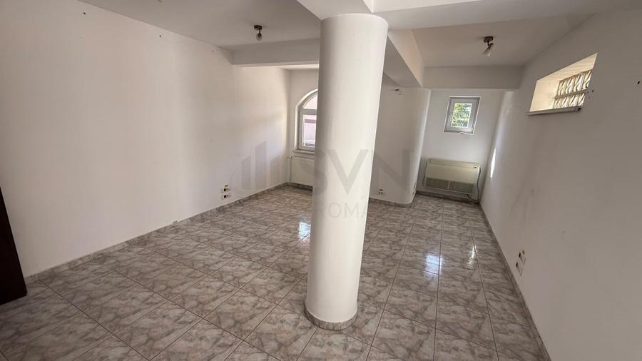 Casă individuală cu 10 camere cu Canalizare în Floreasca