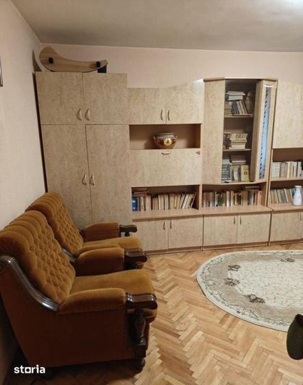 Apartament cu 3 camere, mobilat în Casa de Cultură