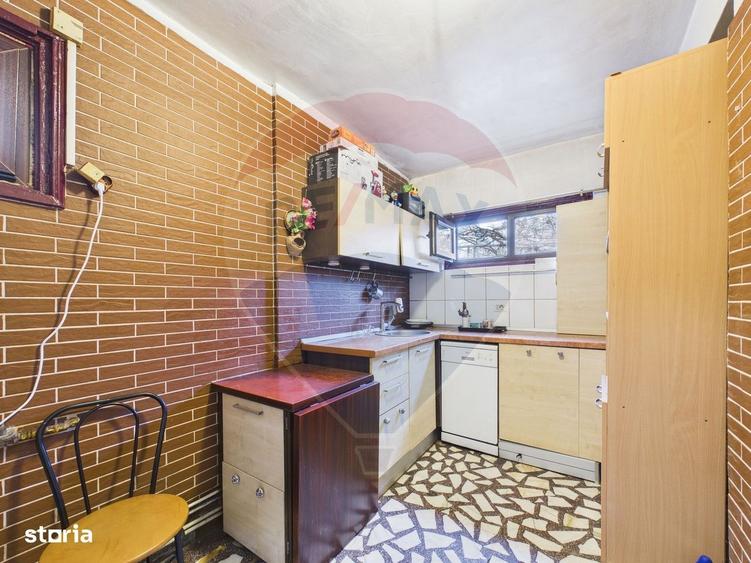 Casă cu 4 camere cu Teren 308 Mp în Chitila