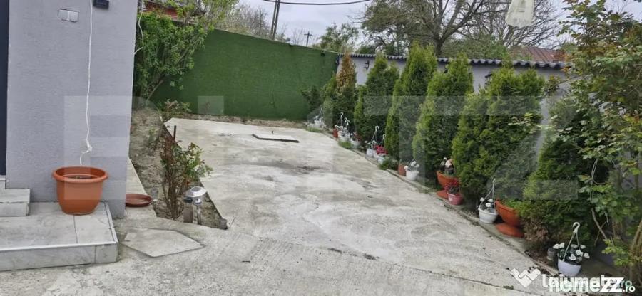 Casă cu 3 camere cu Teren 1000 Mp în Central