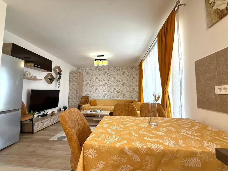 Apartament cu 2 camere, mobilat în Tractorul