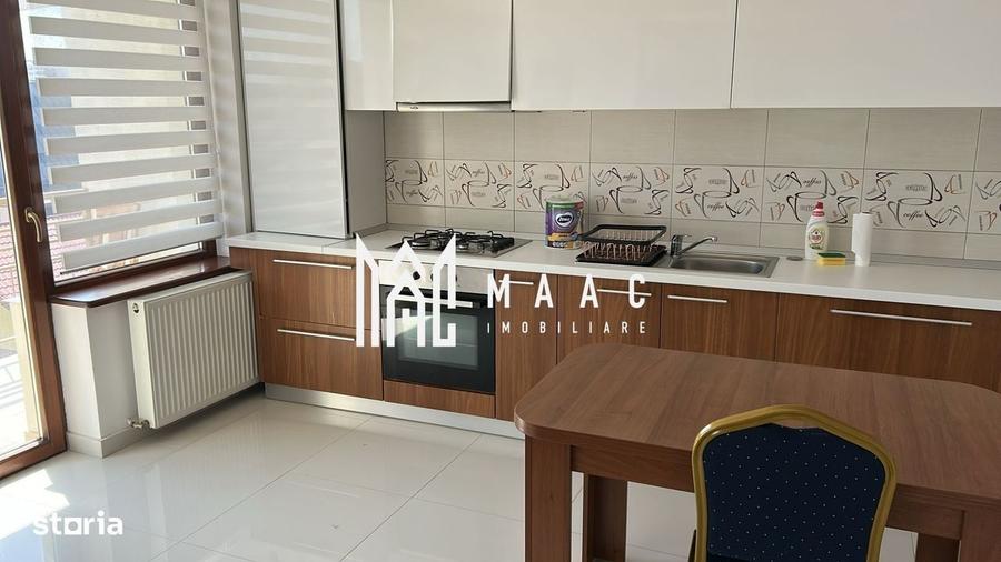 Apartament cu 3 camere decomandat în Roșia
