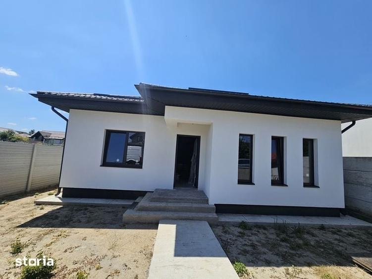 Casă cu 3 camere cu Teren 95 Mp în Cârcea