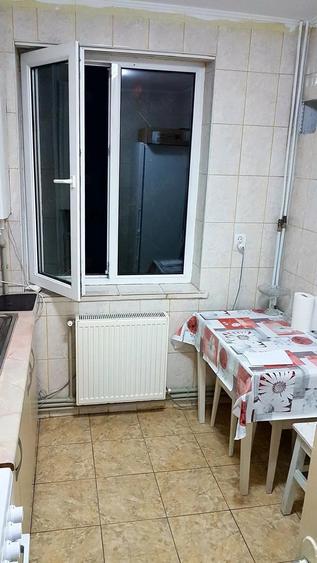Apartament cu 2 camere semidecomandat în Ceair