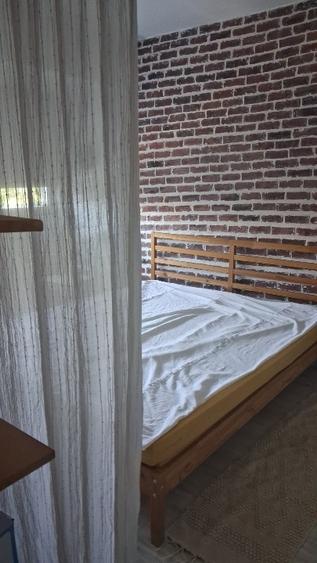 Apartament cu 2 camere nedecomandat, mobilat în Kogălniceanu