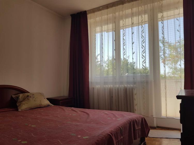 Inchiriez apartament 2 camere - 4