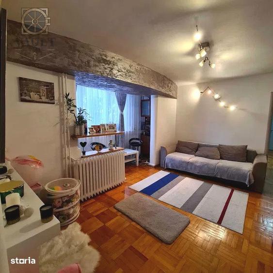 Apartament cu 4 camere, mobilat în Berceni