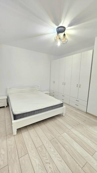 Apartament cu 3 camere semidecomandat în Cug