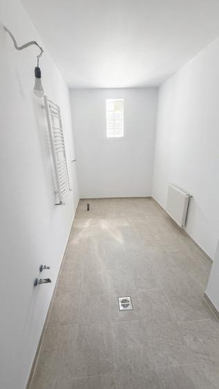 Casă individuală cu 4/5 locuri de parcare în Domenii - 20