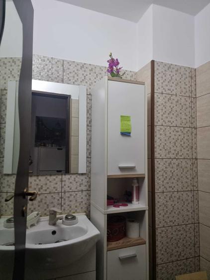 Apartament cu 3 camere decomandat în Trivale
