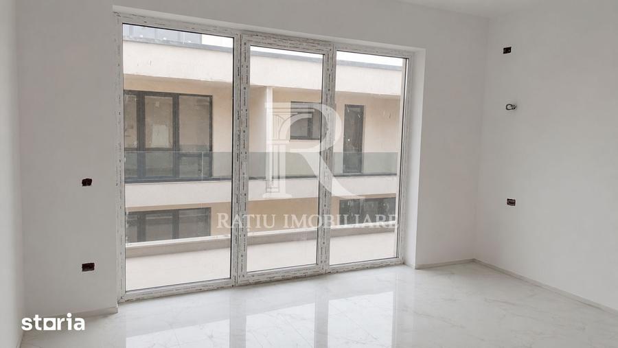Casă cu 4 camere cu Teren 928 Mp în Sânmartin
