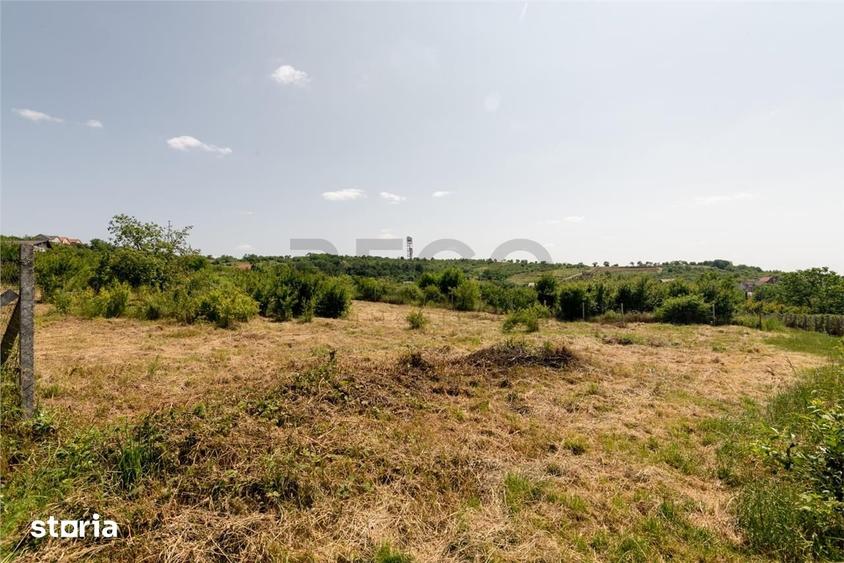 Teren de 1200 mp, în Oncea