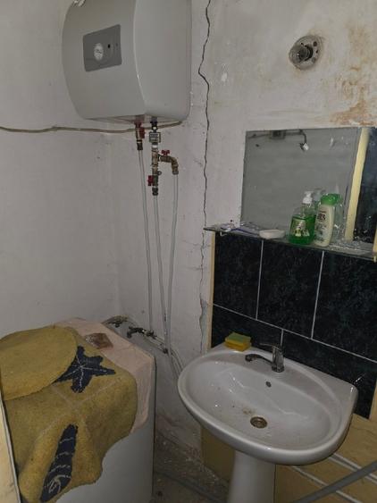 Casă individuală cu 4 camere cu Teren 1511 Mp în Adâncata
