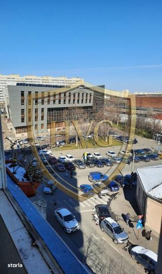 Apartament cu 3 camere semidecomandat, mobilat în Obor