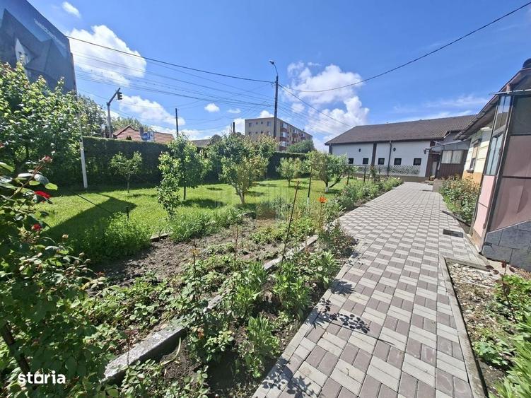 Casă cu 4 camere decomandat în Lunca Calnicului