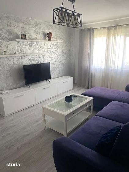 De inchiriat apartament 3 camere - 4