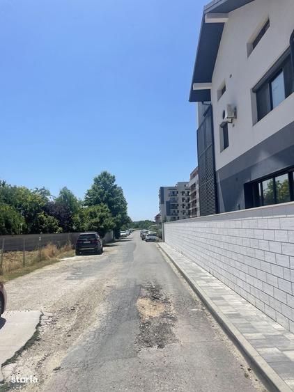 Spațiu comercial, în Central