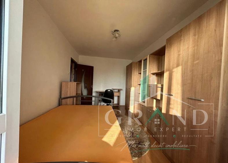 Apartament cu 2 camere decomandat în Semicentral