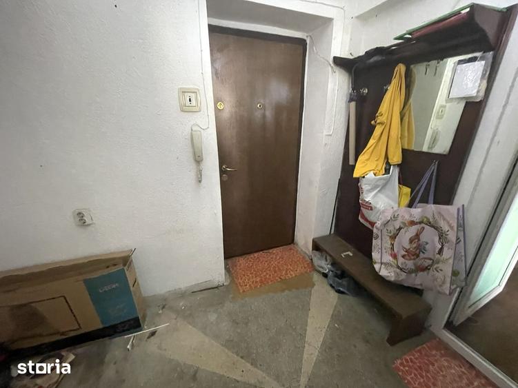 Apartament cu 3 camere decomandat în Decebal