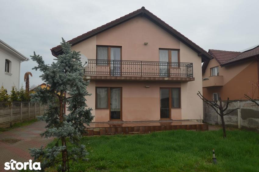 Casă cu 5 camere cu Canalizare în Ghiroda