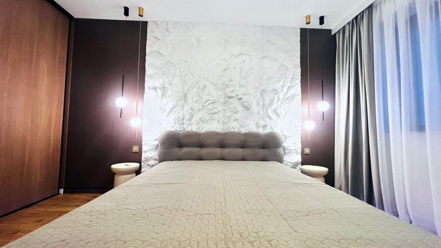 Apartament cu 2 camere semidecomandat, mobilat în Pipera