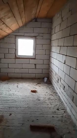Casă cu Teren 1490 Mp în Central