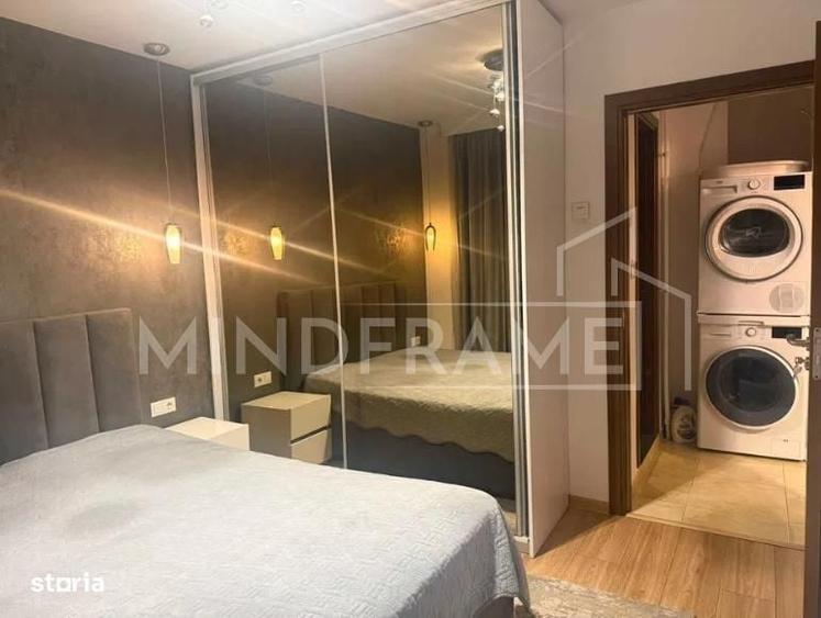 Apartament cu 3 camere în Apărătorii Patriei