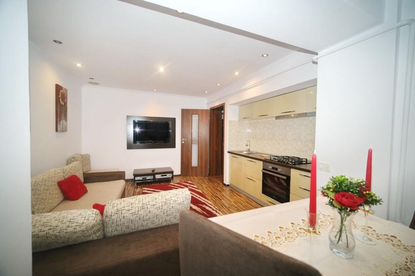 Apartament cu 2 camere decomandat, mobilat în Micro 19