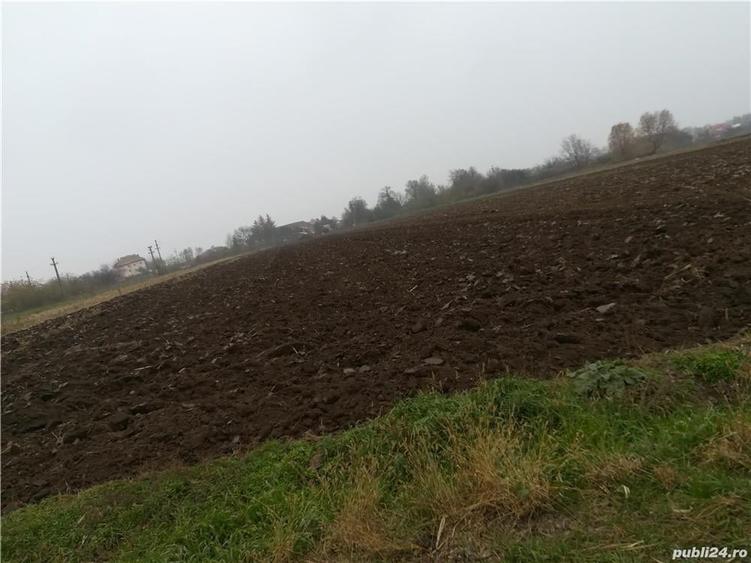 Teren de 2870 mp, în Central