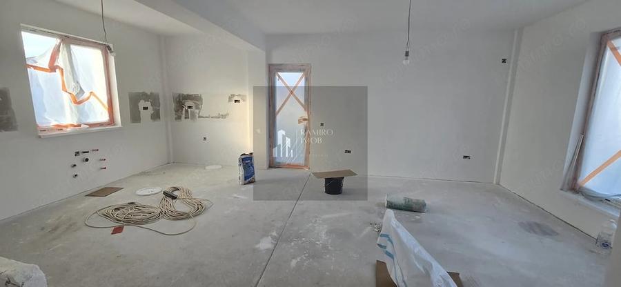 Casă cu Teren 350 Mp în Vârteju
