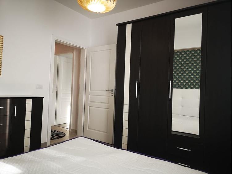 Apartament cu 2 camere decomandat în Valea Adâncă