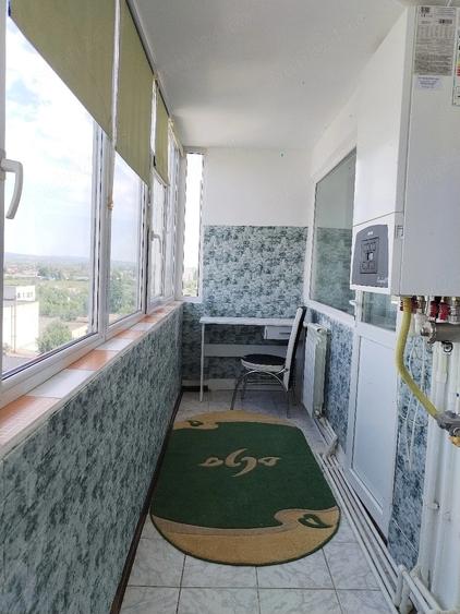 Apartament cu 2 camere semidecomandat în Micro 14