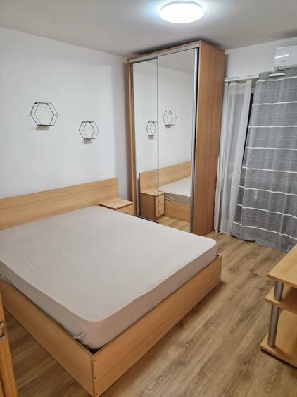 Apartament cu 2 camere semidecomandat în 13 Septembrie