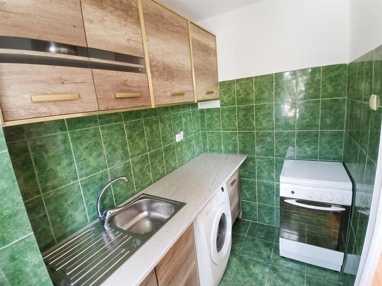 Garsonieră decomandată în Rogerius