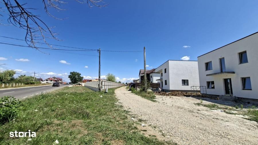 Casă cu 5 camere cu Teren 420 Mp în Albota