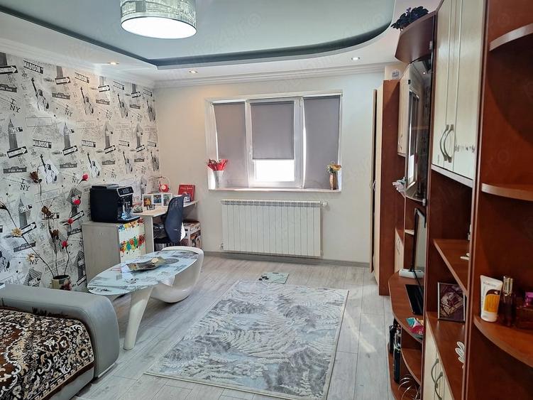 Apartament cu 2 camere semidecomandat în Central