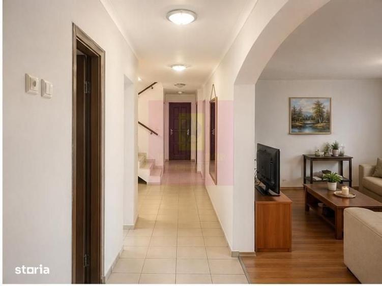 Casă cu 4 camere în Sadina