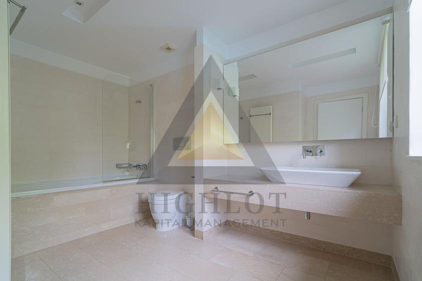 Duplex cu 10 camere cu Piscina în Pipera