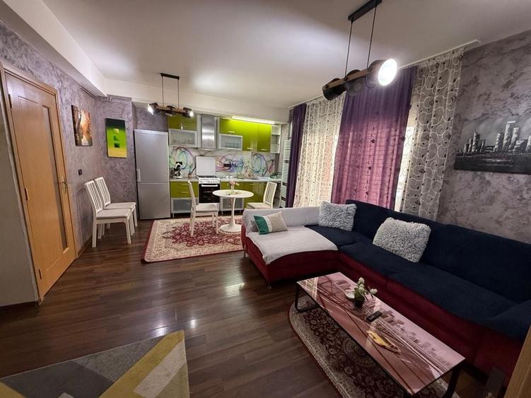 Apartament cu 2 camere decomandat în Dumbrăvița