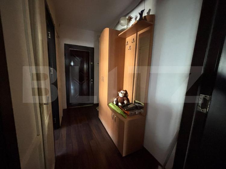 Apartament 2 camere de vanzare, 50 mp, zona Rogerius - 1