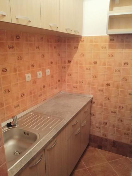 Apartament cu 3 camere semidecomandat în Take Ionescu
