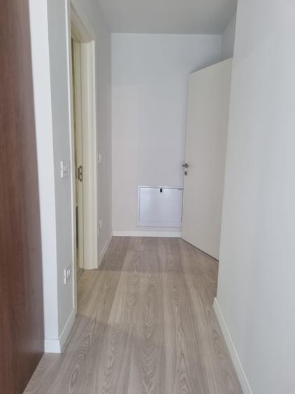 Apartament cu 3 camere în Carrefour