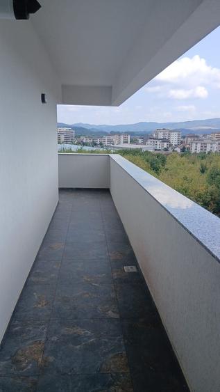 Apartament cu 2 camere decomandat în Ostroveni