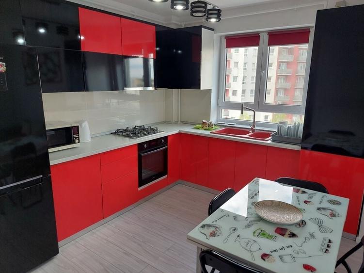 Apartament cu 3 camere decomandat, mobilat în Avantgarden