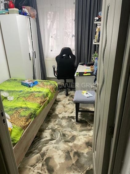 Apartament cu 3 camere în Tătărași