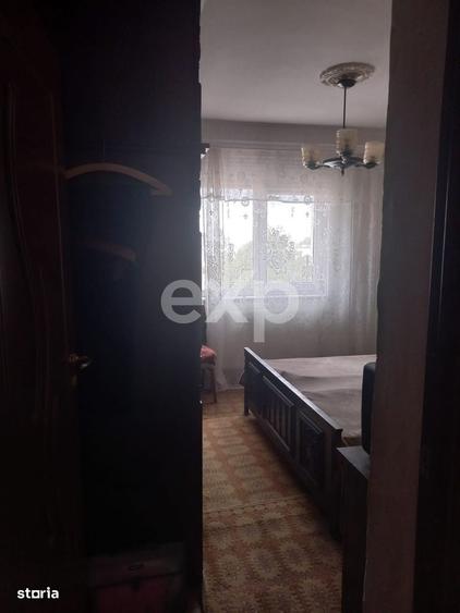 Apartament cu 2 camere decomandat în Războieni